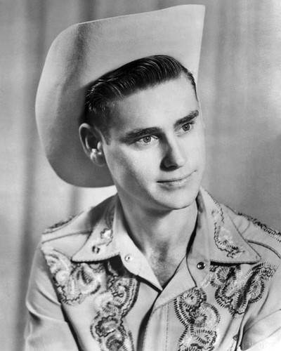Famoso cantante george - famoso, jones